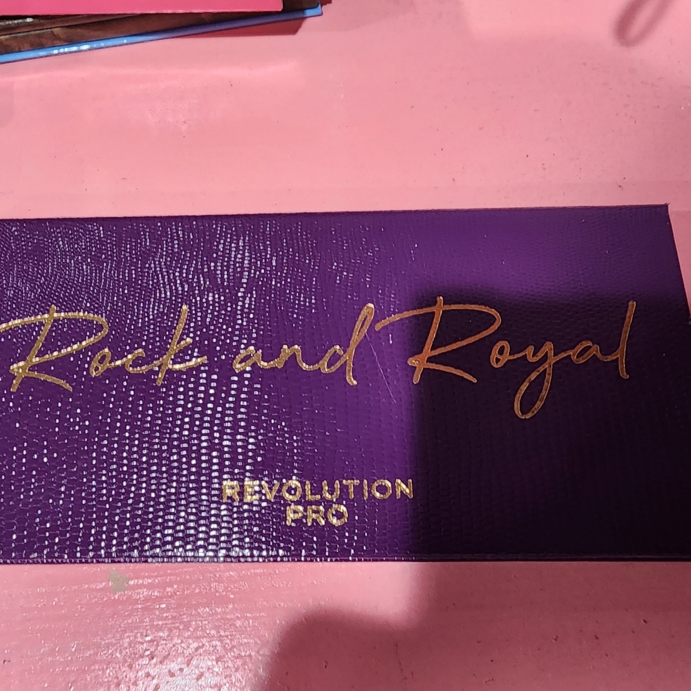 Royal makeup palette
